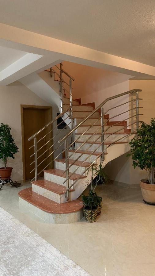 Guest House Nuhii Ulcinj Exterior photo