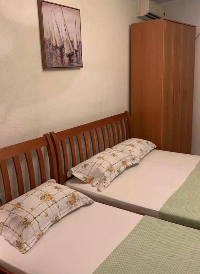 Guest House Nuhii Ulcinj Exterior photo
