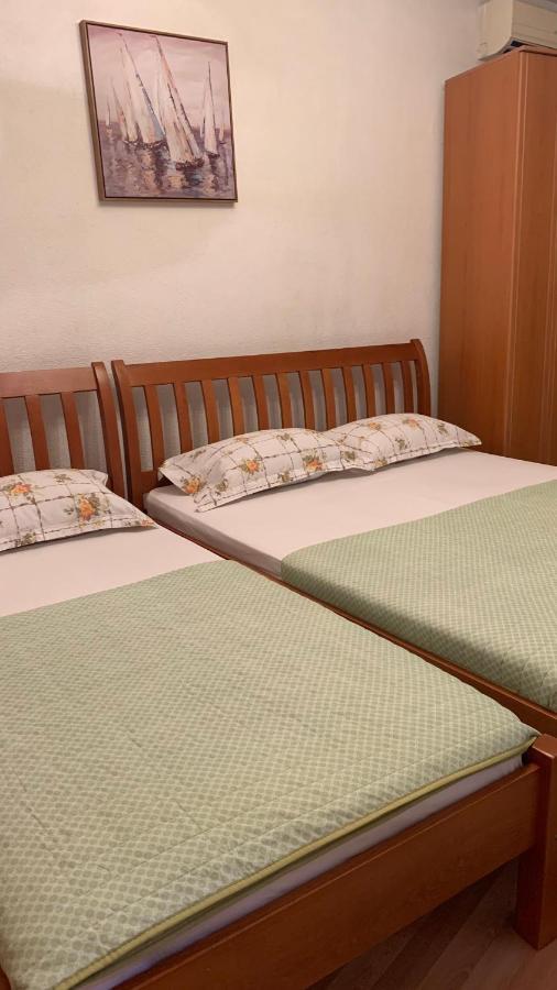 Guest House Nuhii Ulcinj Exterior photo