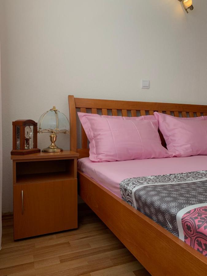 Guest House Nuhii Ulcinj Exterior photo