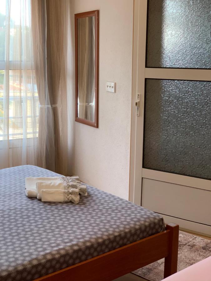 Guest House Nuhii Ulcinj Exterior photo